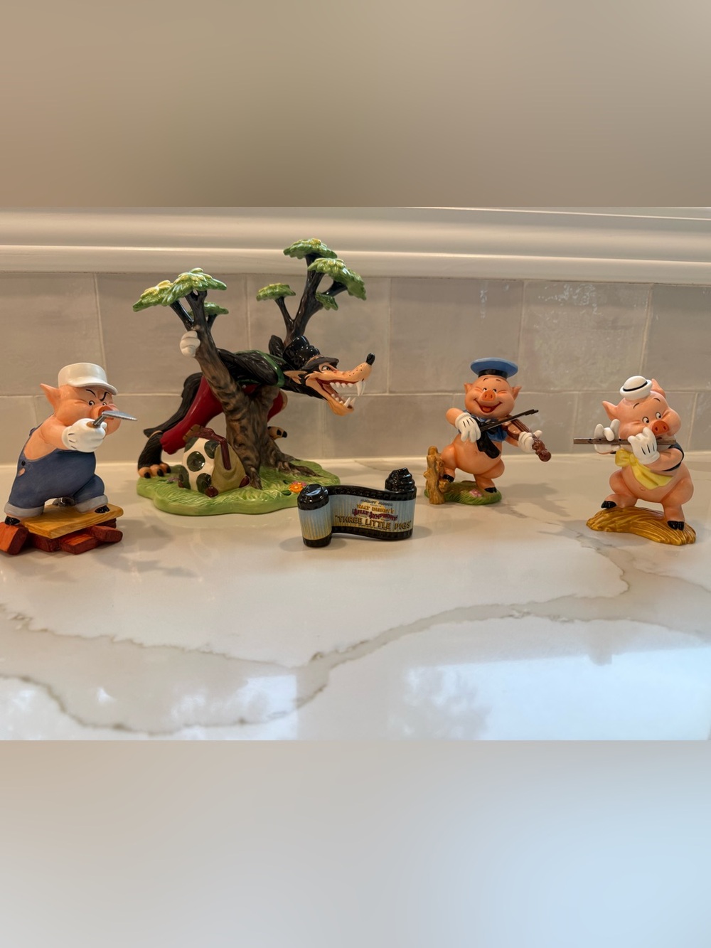 WDCC Disney Three Little Pigs Set - 5 piece